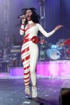 Katy Perry – Kiss 108 FM’s Jingle Ball in Lowell 13